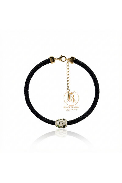 Black Season Black thread bracelet |