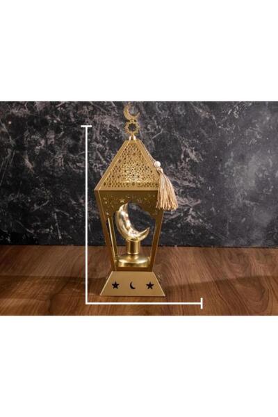 QUINN Elegant Lanterns with Golden Details and Eastern Touches