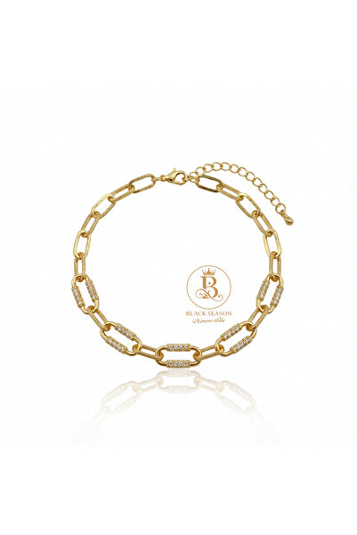 Black Season A delicate, flowing bracelet made of zircon.