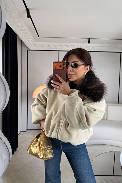 Özge Özgenç Fur Collared Bomber Cashmere Coat