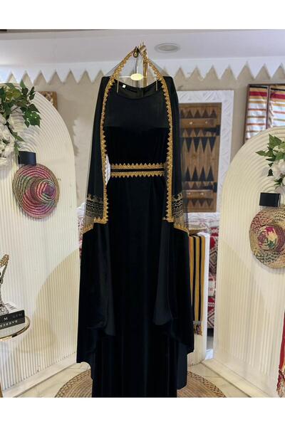 Sukar Two-tone velvet jalabiya from Sukkar