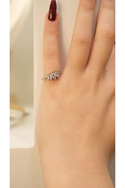 Jerie خاتم مفصلي بيضاوي الشكل قابل للتعديل مزين بحجر الباغيت