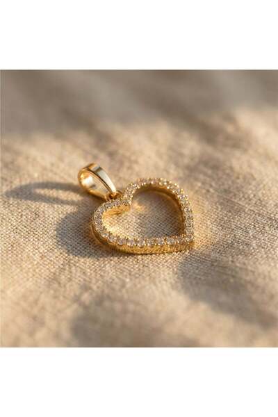 Zeino Zirkon Taşlı Kalp Kolye Ucu - 14k Altın Rengi Kaplama, 2,3 cm, 1,8 cm