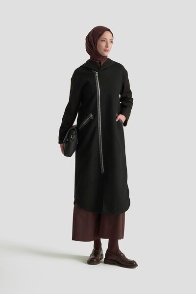 Armine Kapüşonlu Fermuarlı Kap - Siyah