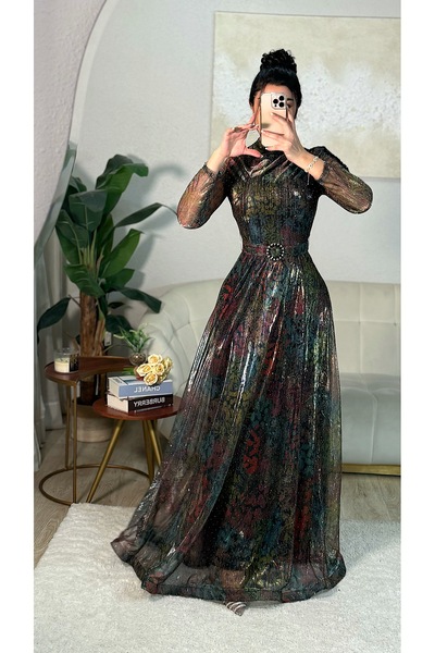 Warazan A royal floral dress with a shimmer