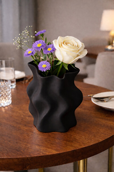 Vescarri مزهرية زخرفية ذات شكل غير متماثل - تصميم عصري غير منتظم