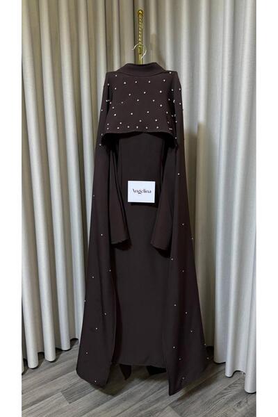 Angelinaa Zoe's dress