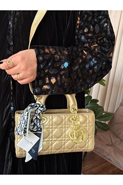 Velvet Vault Iconic women's handbag and shoulder bag with a geometric quilted...