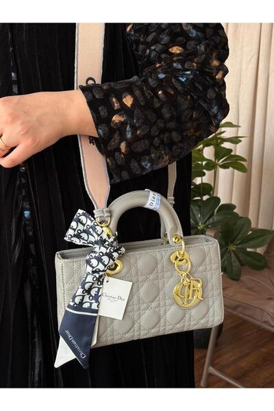 Velvet Vault Iconic women's handbag and shoulder bag with a geometric quilted...