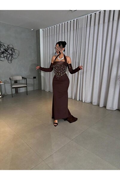 LMAURA A very elegant brown dress