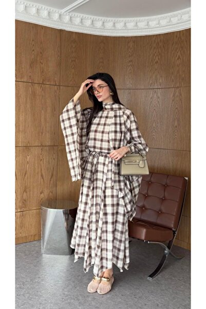 HAZELANNA تنورة كريمية مربعة النقش