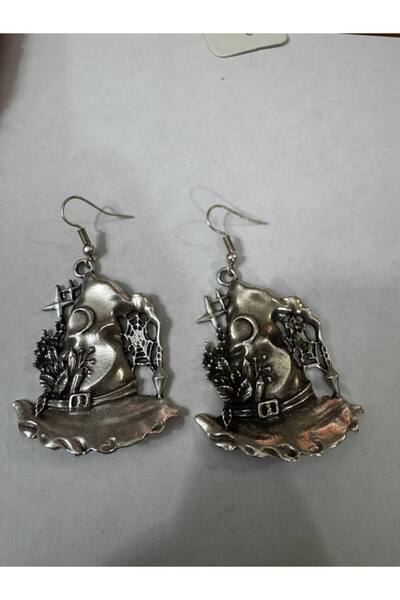 Yuchicly Mystic Scare Charm – Figured Silver Color Unisex Dangle Earrings