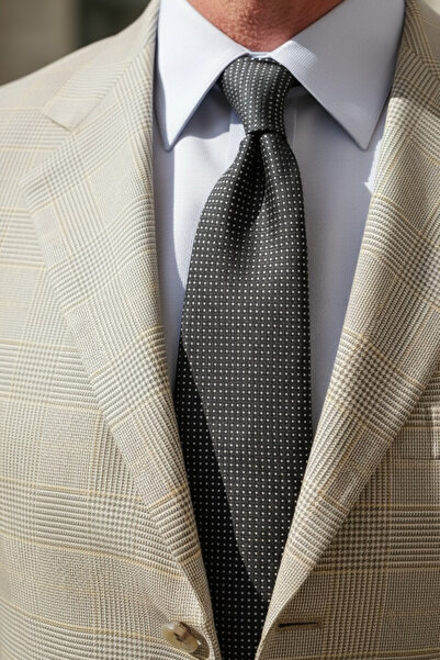 CROATE The Choice of Classics Black and White Dotted 100% Silk Tie