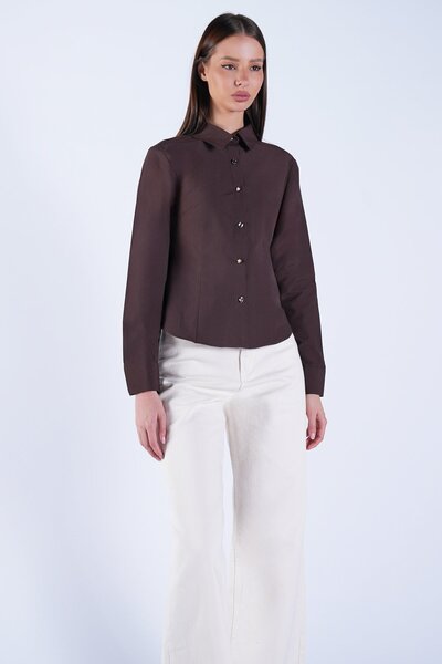 Trend Alaçatı Stili Women's brown gold pearl button detailed slim fit poplin ...