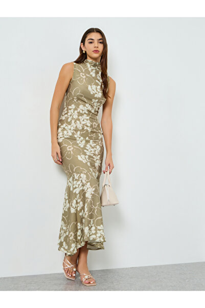 Styli Women Green Floral Sleeveless Mermaid Maxi Dress