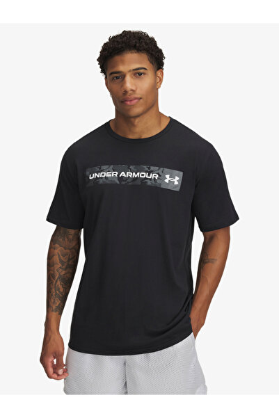 Under Armour Men Camo Chest Stripe T-Shirt