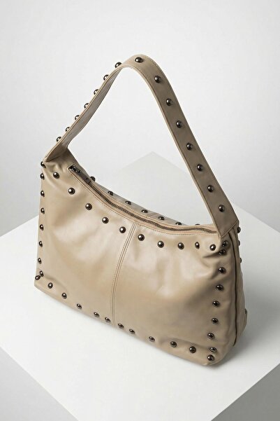 Rays 9225 حقيبة كتف مرصعة بالخرز من فرو المنك