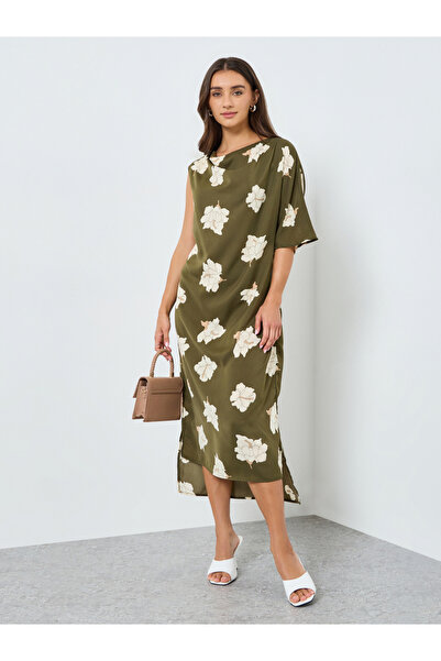 Styli Women Green Floral Short Sleeves Shift Midi Dress