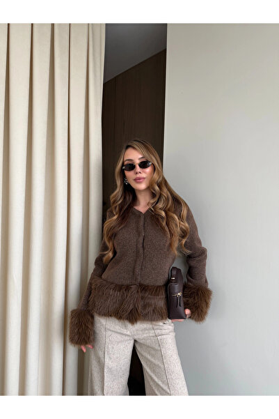 Laluvia Brown Fur-Collar Cardigan - 251104