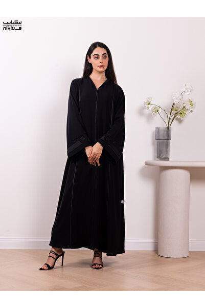 Nikias Elegant Nida abaya handmade