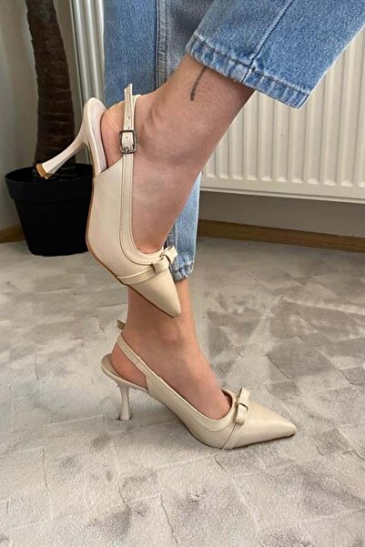 Difolia Women's Cream Skin Bow Detailed Open Back 9 cm Thin Heeled Shoes