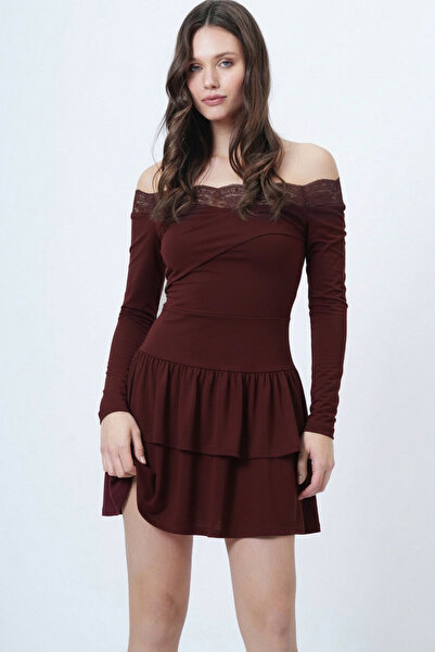 Trend Alaçatı Stili Women's brown madonna neck lace detailed flounced sandy d...