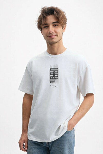 caddekombin Tricou alb pentru bărbați cu design abstract: Detalii cu pensula ...