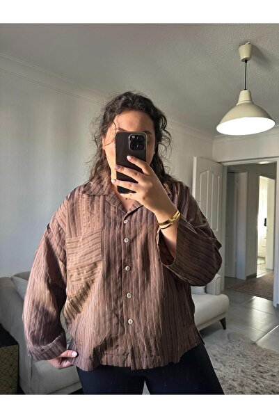 bestie co Kadın Kabartma Dokulu Çizgi Desen Acı Kahve Uzun Kol Oversize Gömlek
