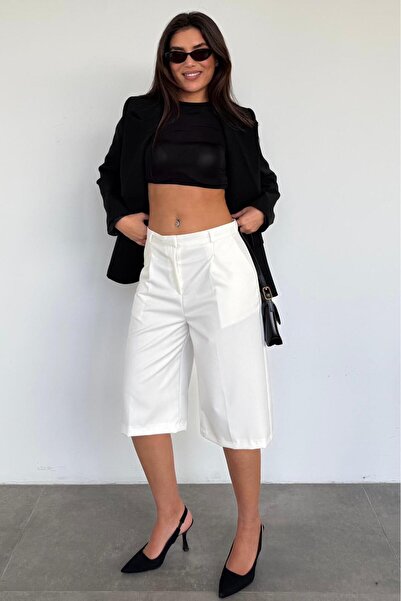 Madmext White 100% Cotton Pocket Fabric Bermuda Shorts Mg2640