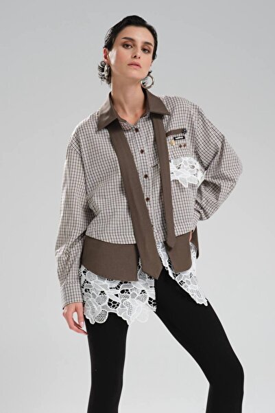 tw3 Γυναικείο καρό υφασμάτινο πουκάμισο με λεπτομέρεια σχεδίασης και λεπτομέρ...