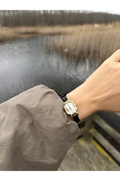 MERW Joana Model Black Color Vintage Series Leather Cord Women's Wristwatch