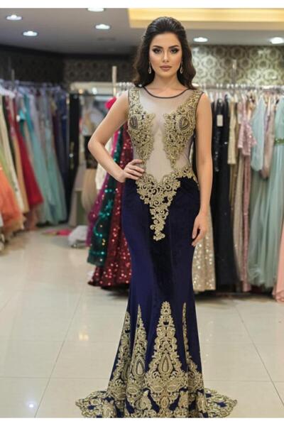 KALDE A very beautiful and elegant evening dress