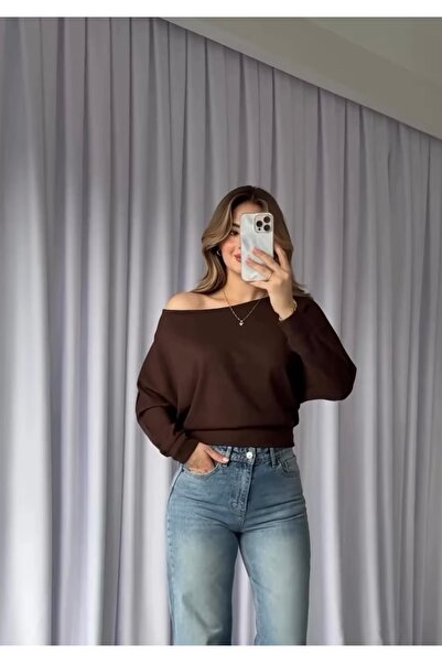 charme butik Women's Asymmetrical Shoulder Detailed Boat Neck Stretchy Blouse