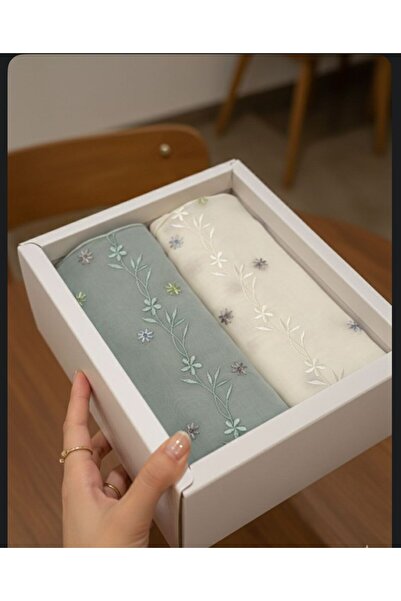 Veil Designer مجموعة من طرحتين تطريز كامل الطرحة بوال ياباني المقاس : 60 * 190