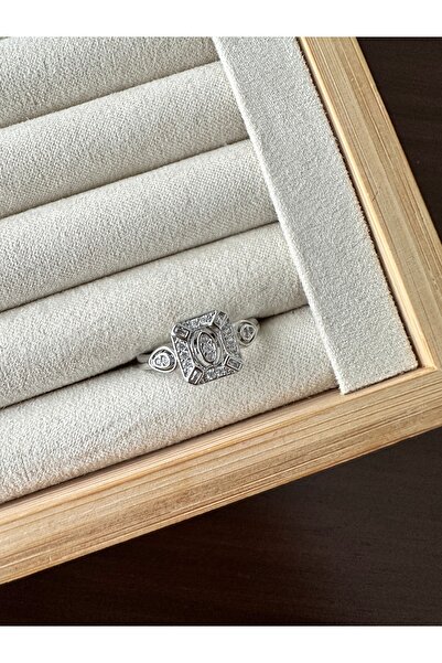 ringbox Silver Color Square Brand Ring