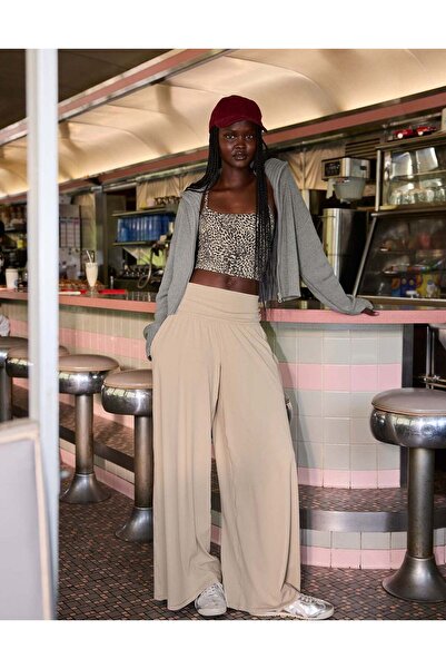 AMERICAN EAGLE AE Barrel Jean