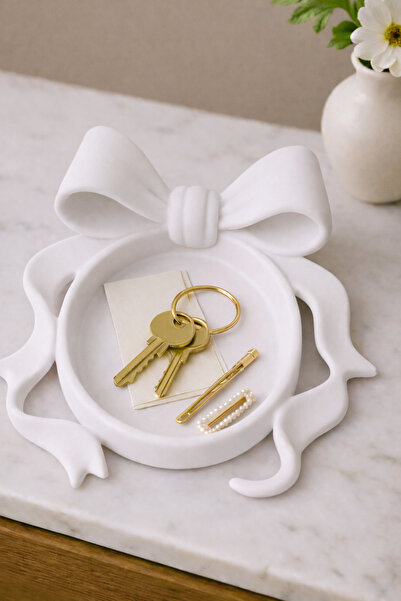 Vescarri Decorative Jewelry & Keychain Tray with Bow Detail