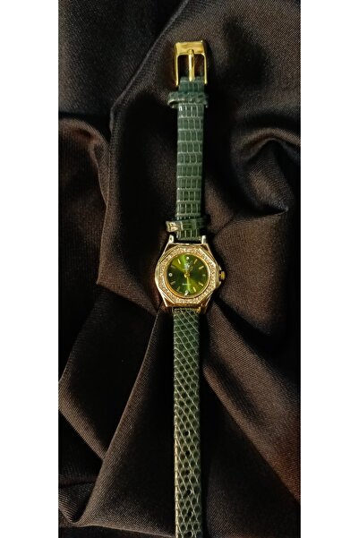 Poyi Aksesuar ساعة يد نسائية أنيقة بحزام من الجلد الأخضر - هدية للحبيب