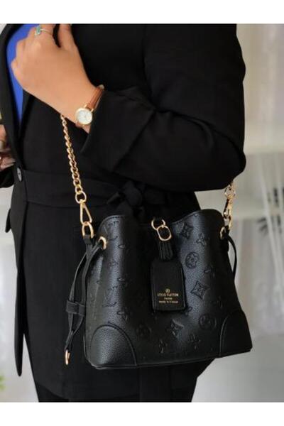Generic High-quality shoulder bag with accessories