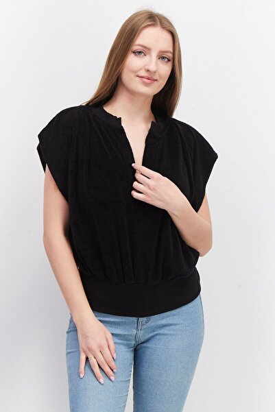 CHRLDR Women Split Neck Cap Sleeve Textured Top, Black