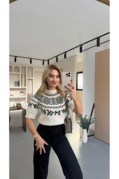 Sezgi Tekin Embroidered Short Sleeve Ecru Knit Sweater