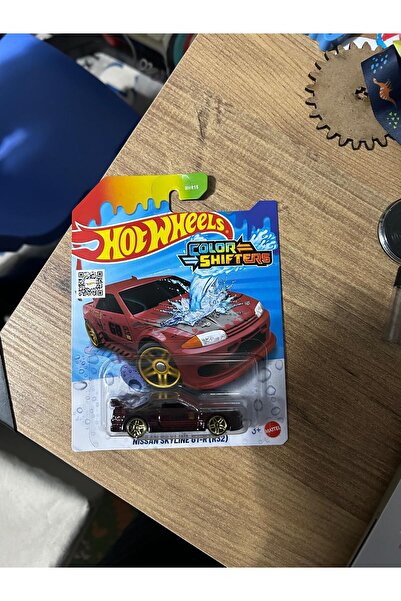 HOT WHEELS Color Shifters 1/64 Nıssan Skylıne GT-R (R32) Renk Değiştiren Oyun...