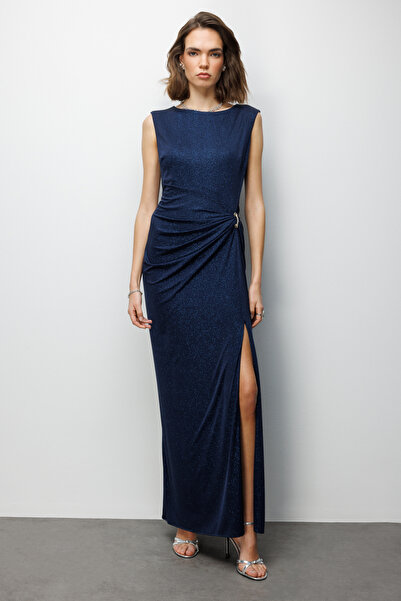 Ekol Beli Tokalı Yırtmaç Detaylı Simli Elbise