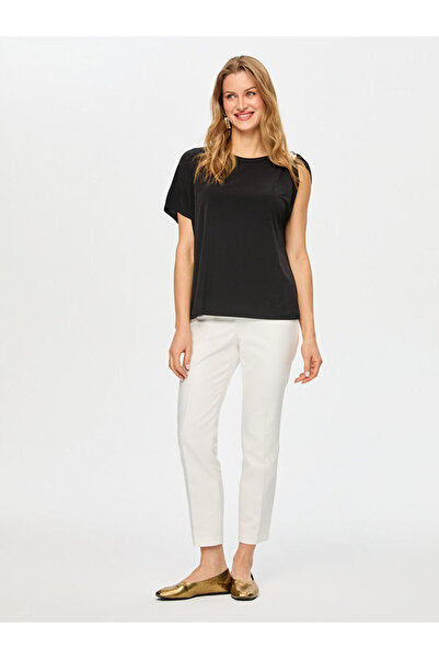 Faik Sönmez Omuzu Gold Toka Detaylı Yuvarlak Yaka Düşük Kol T-Shırt S26TSH071