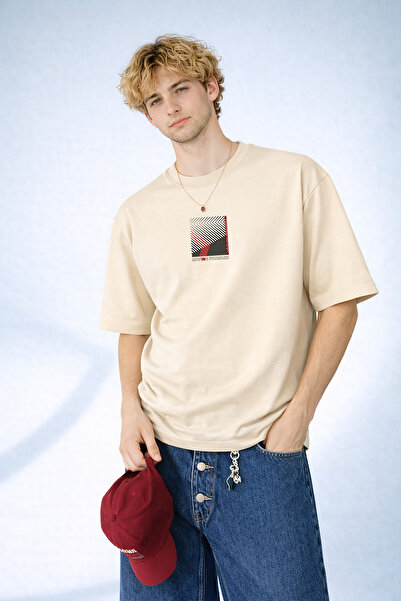 caddekombin Men's Motivational Themed Moving Forward Written Crew Neck Beige ...