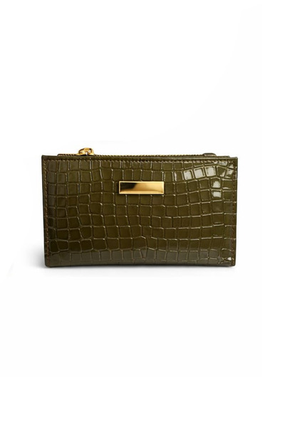 Newish Polo Crocodile Pattern Look Basic Wallet with Gold Zipper