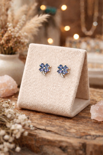 Soleildor 925 ayar Orjinal Gümüş Yonca Küpe Gümüş Mistik Topaz Taşlı