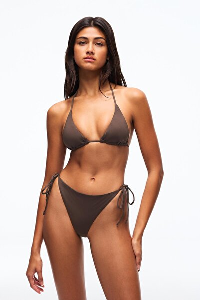 Bershka Fiyonklu bikini altı
