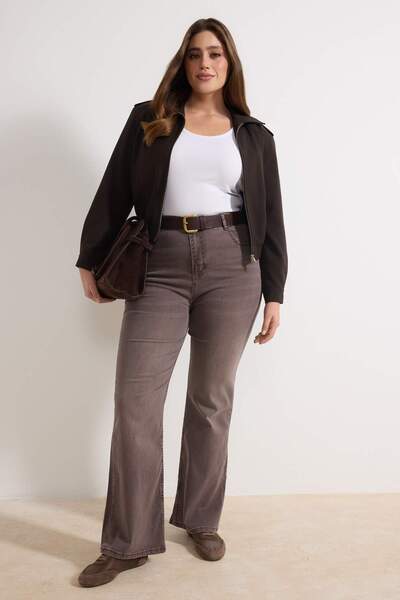 Trendyol Curve Brown High Waist Stretch Fabric Flared Flare Fit Plus Size Jea...