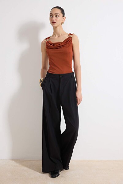 Trendyol Collection Блуза с мотив от плочки, прилепваща по тялото, с деколте ...